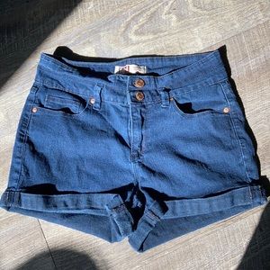 Size 5 l.e.i Tatum high rise dark blue denim